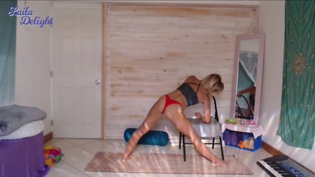 lailagetsnaked  19-01-2022